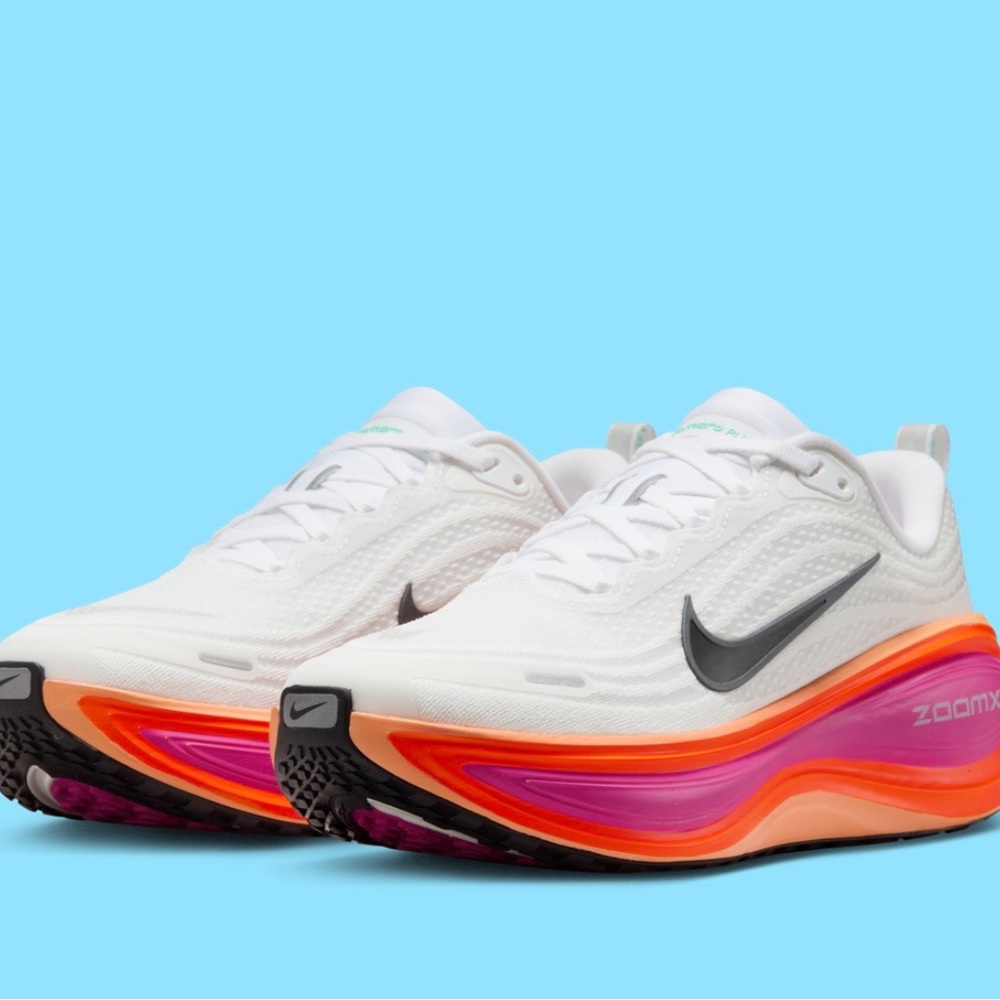 Nike Women's Vomero Plus